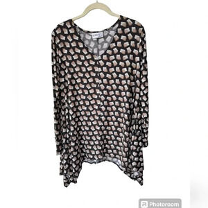 Attitudes by Renee Women's Petite Asymmetric Long Sleeve V Neck Travel Top, LP